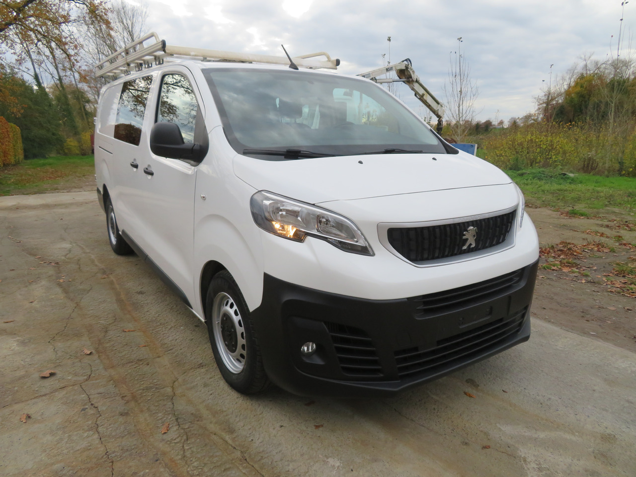 Peugeot Expert 2.0 BlueHDi - L3 - dubbel cabine - Товарен бус, Бус с двойна кабина: снимка 1 Peugeot Expert 2.0 BlueHDi - L3 - dubbel cabine - Товарен бус, Бус с двойна кабина: снимка 1