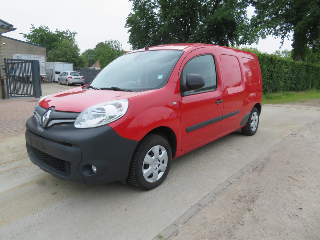 RENAULT Kangoo EXPRESS MAXI 1.5 dCi Grand Confort - Малък ван: снимка 3 RENAULT Kangoo EXPRESS MAXI 1.5 dCi Grand Confort - Малък ван: снимка 3