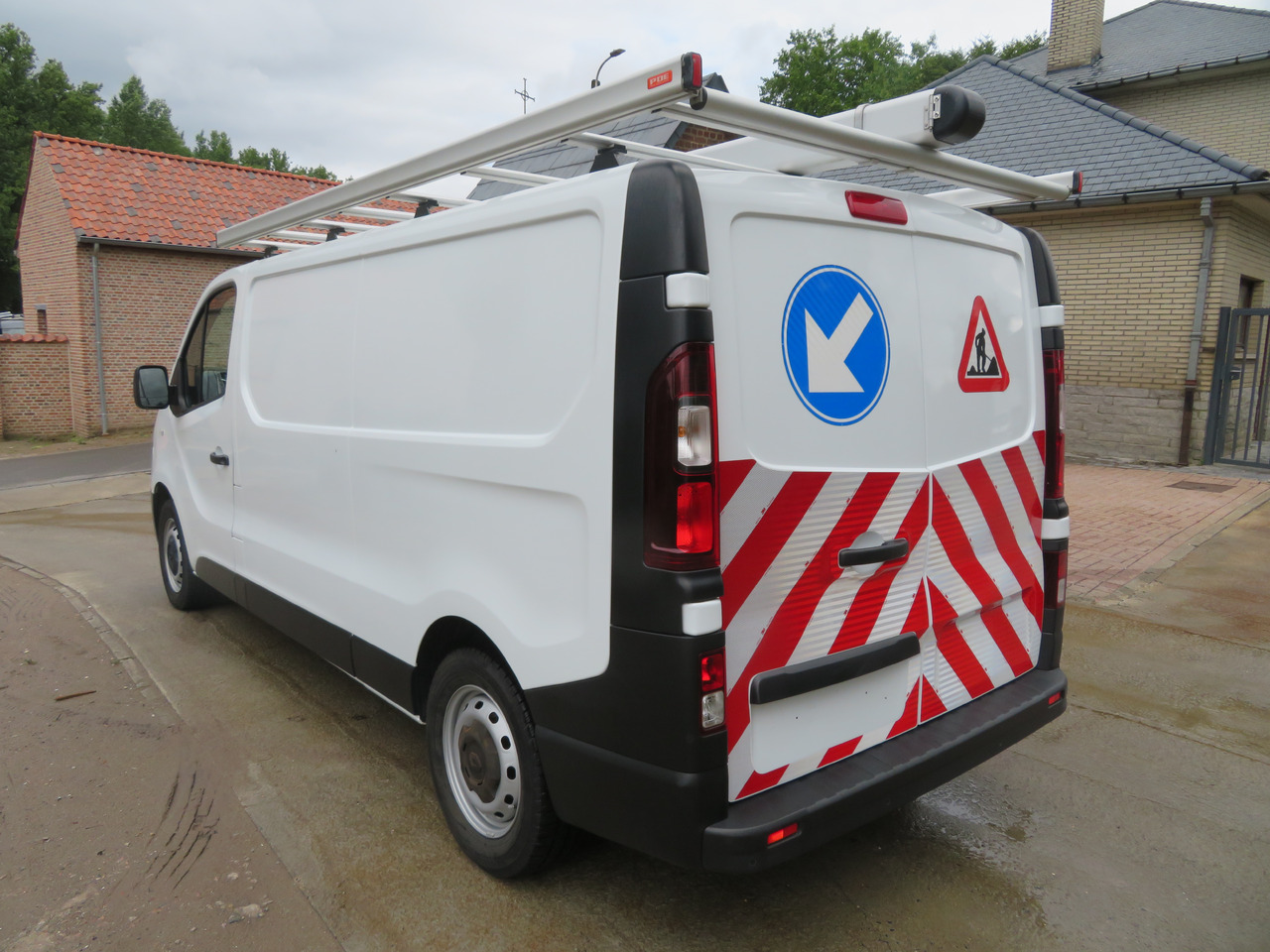 RENAULT Trafic 2.0dCi - L2H1 - Малък ван: снимка 5 RENAULT Trafic 2.0dCi - L2H1 - Малък ван: снимка 5