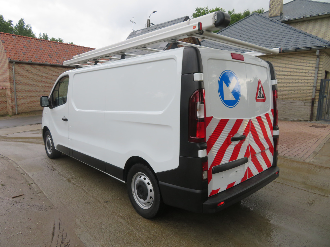 RENAULT Trafic 2.0dCi - L2H1 - Малък ван: снимка 5 RENAULT Trafic 2.0dCi - L2H1 - Малък ван: снимка 5