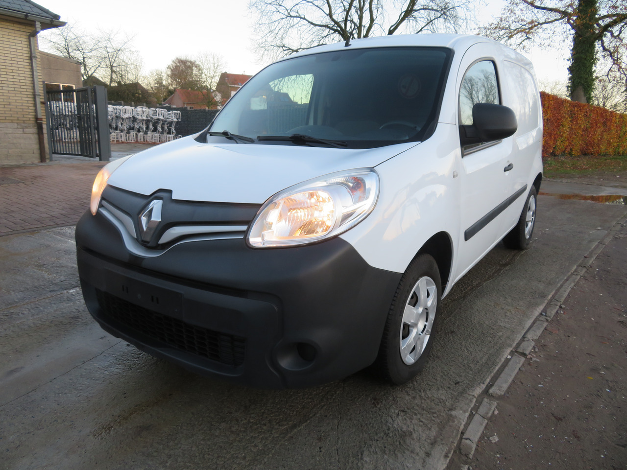 Renault Kangoo EXPRESS ENERGY 1.5dCi - Малък ван: снимка 3 Renault Kangoo EXPRESS ENERGY 1.5dCi - Малък ван: снимка 3