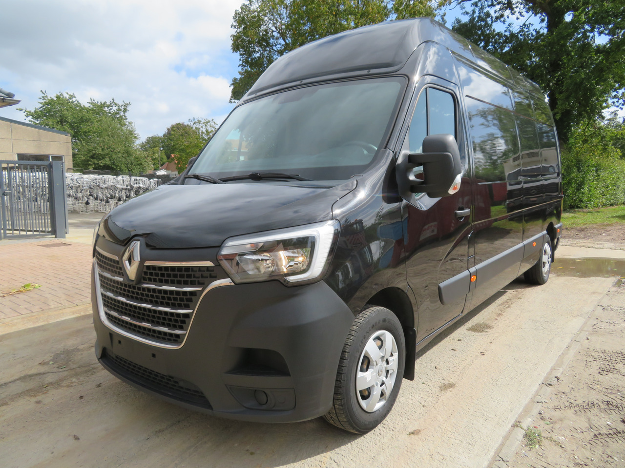Renault Master 2.3dCi Grand Confort - L3H3 - Товарен бус: снимка 3 Renault Master 2.3dCi Grand Confort - L3H3 - Товарен бус: снимка 3
