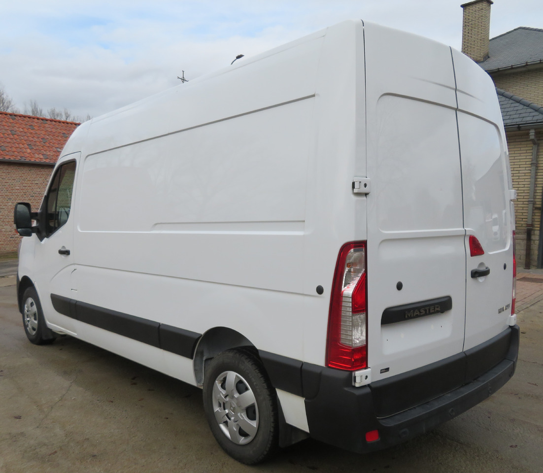 Renault Master 2.3dci - L2H2 - Товарен бус: снимка 5 Renault Master 2.3dci - L2H2 - Товарен бус: снимка 5