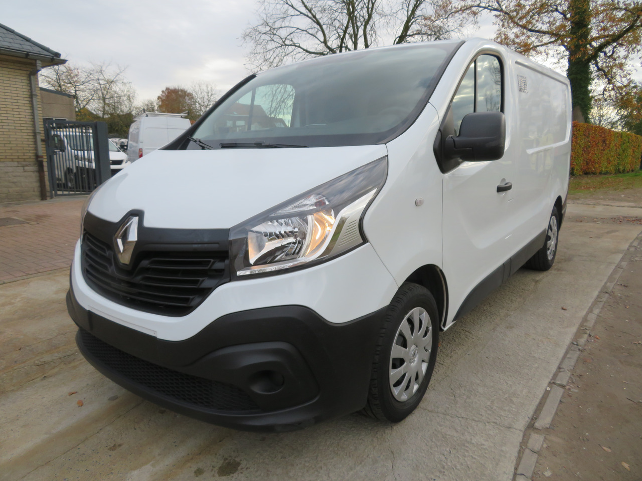 Renault Trafic 1.6dCi L1H1 - Малък ван: снимка 3 Renault Trafic 1.6dCi L1H1 - Малък ван: снимка 3