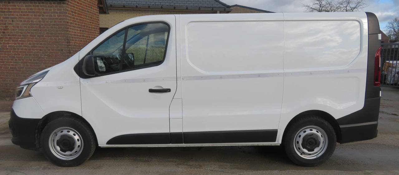 Renault Trafic - L1H1 - 2.0dCi - Малък ван: снимка 4 Renault Trafic - L1H1 - 2.0dCi - Малък ван: снимка 4