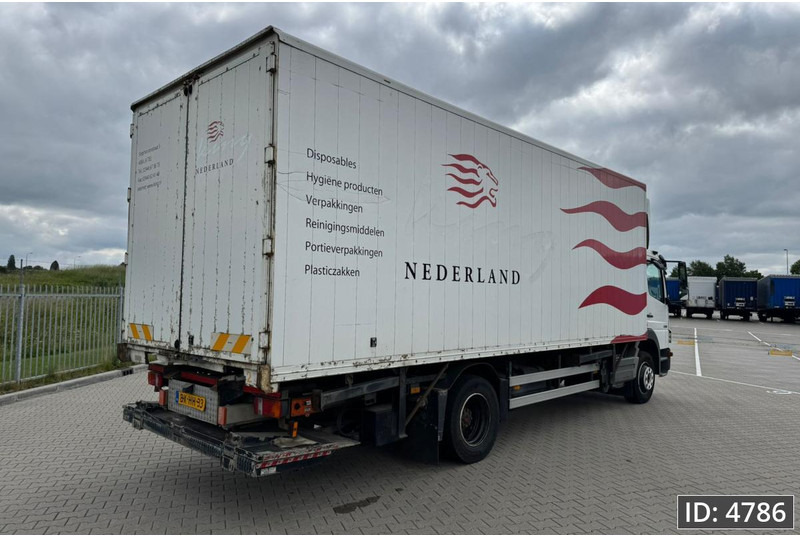 Mercedes-Benz Atego 1318 Day Cab, Euro 5, BDF / EPS automatic / DHOLLANDIA 2000KG - Контейнеровоз/ Сменна каросерия камион: снимка 3 Mercedes-Benz Atego 1318 Day Cab, Euro 5, BDF / EPS automatic / DHOLLANDIA 2000KG - Контейнеровоз/ Сменна каросерия камион: снимка 3