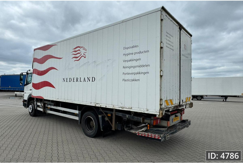 Mercedes-Benz Atego 1318 Day Cab, Euro 5, BDF / EPS automatic / DHOLLANDIA 2000KG - Контейнеровоз/ Сменна каросерия камион: снимка 2 Mercedes-Benz Atego 1318 Day Cab, Euro 5, BDF / EPS automatic / DHOLLANDIA 2000KG - Контейнеровоз/ Сменна каросерия камион: снимка 2