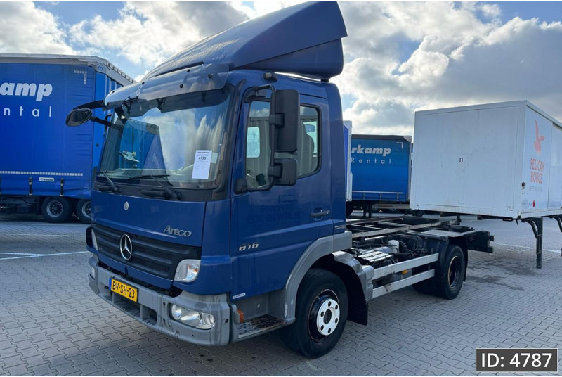 Mercedes-Benz Atego 816 Day Cab, Euro 5, BDF / EPS automatic / standklima / Hydraulic system - Контейнеровоз/ Сменна каросерия камион: снимка 1 Mercedes-Benz Atego 816 Day Cab, Euro 5, BDF / EPS automatic / standklima / Hydraulic system - Контейнеровоз/ Сменна каросерия камион: снимка 1