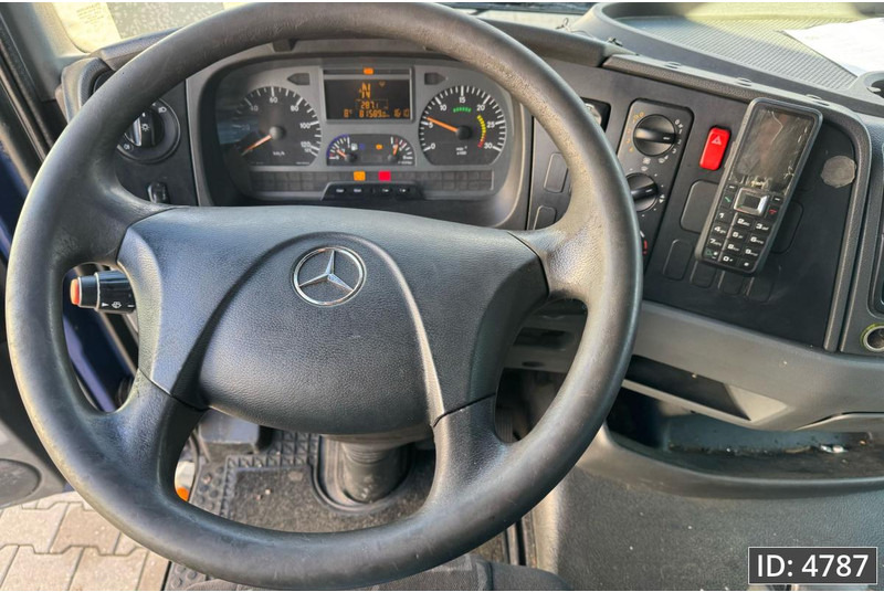 Контейнеровоз/ Сменна каросерия камион Mercedes-Benz Atego 816 Day Cab, Euro 5, BDF / EPS automatic / standklima / Hydraulic system: снимка 9