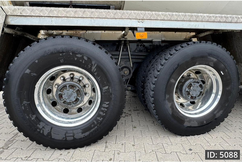 Renault C480 Day Cab, Euro 6, 8x4 / Full steel / 9m3 / TOP!! - Бетоновоз: снимка 5 Renault C480 Day Cab, Euro 6, 8x4 / Full steel / 9m3 / TOP!! - Бетоновоз: снимка 5