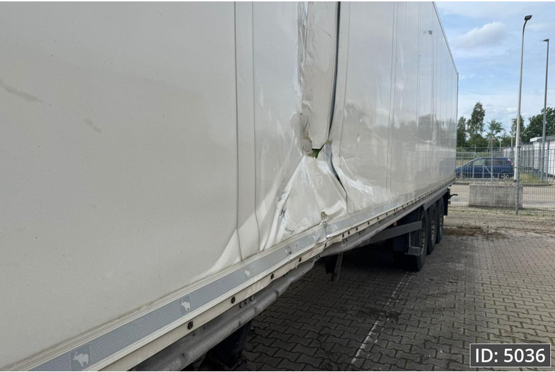 Schmitz Cargobull SCB/S3B / Double Stock / Disk brakes / Damaged - Затворена каросерия полуремарке: снимка 4 Schmitz Cargobull SCB/S3B / Double Stock / Disk brakes / Damaged - Затворена каросерия полуремарке: снимка 4