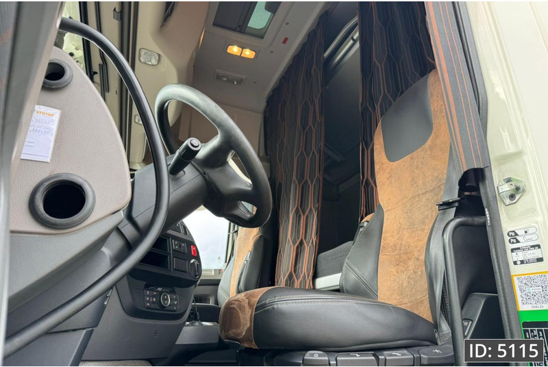 DAF XF 450 SSC, Euro 6, / Fridge / 2 Tanks - Влекач: снимка 5 DAF XF 450 SSC, Euro 6, / Fridge / 2 Tanks - Влекач: снимка 5