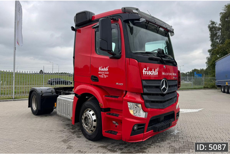 Mercedes-Benz Actros 1840 StreamSpace, Euro 6, / Retarder / Hydraulics / Flat roof, Intarder - Влекач: снимка 4 Mercedes-Benz Actros 1840 StreamSpace, Euro 6, / Retarder / Hydraulics / Flat roof, Intarder - Влекач: снимка 4