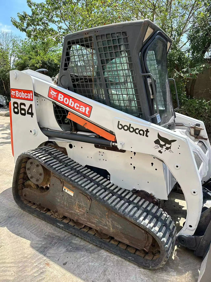 BOBCAT Skid Steer Loader - Мини челен товарач: снимка 2 BOBCAT Skid Steer Loader - Мини челен товарач: снимка 2