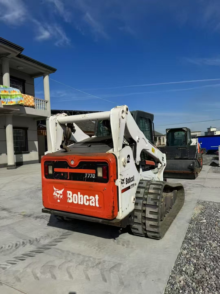 BOBCAT Skid Steer Loader T770 Good Condition - Мини верижен товарач: снимка 5 BOBCAT Skid Steer Loader T770 Good Condition - Мини верижен товарач: снимка 5