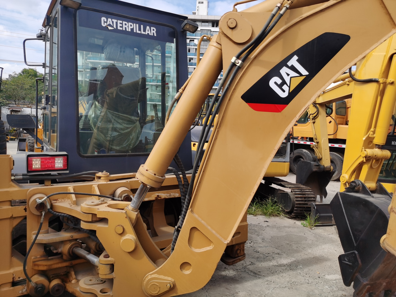 CAT 420F Backhoe Loader Click Here for Discount - Багер-товарач: снимка 3 CAT 420F Backhoe Loader Click Here for Discount - Багер-товарач: снимка 3