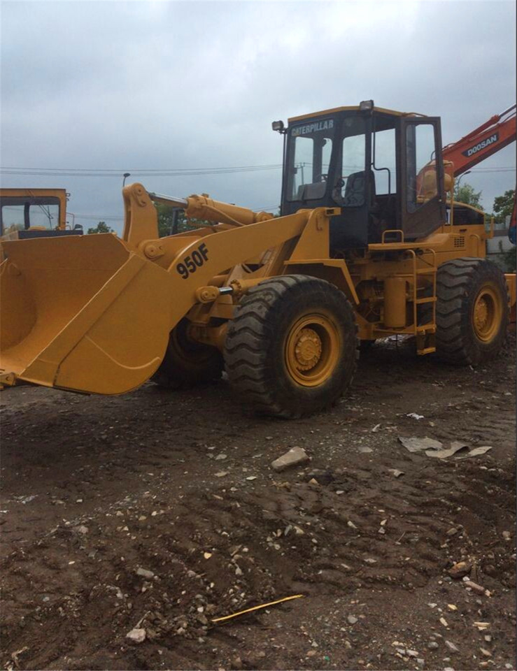 CAT Wheel Loader CAT 950F - Колесен товарач: снимка 2 CAT Wheel Loader CAT 950F - Колесен товарач: снимка 2