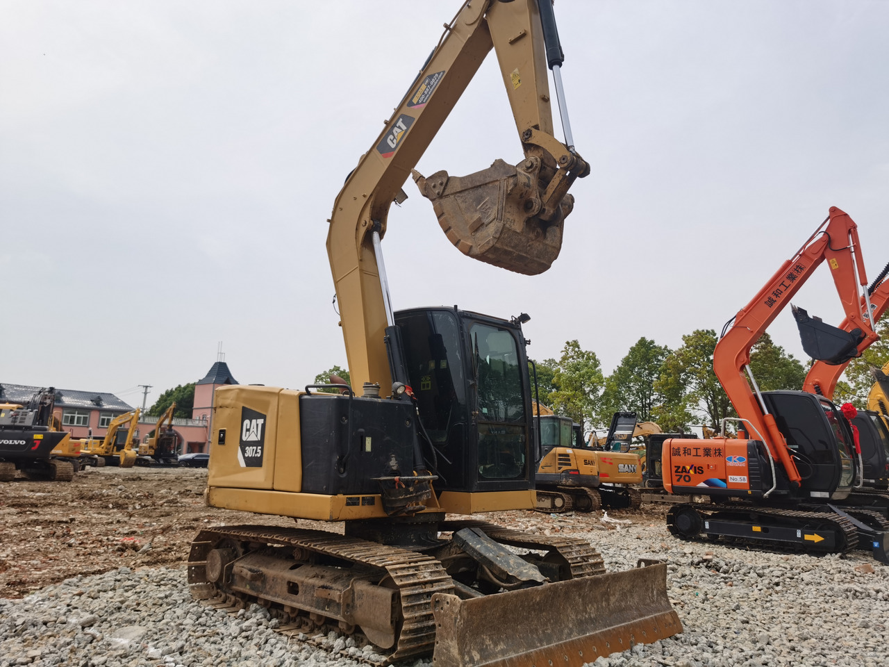 CATERPILLAR 307.5 - Верижен багер: снимка 3 CATERPILLAR 307.5 - Верижен багер: снимка 3