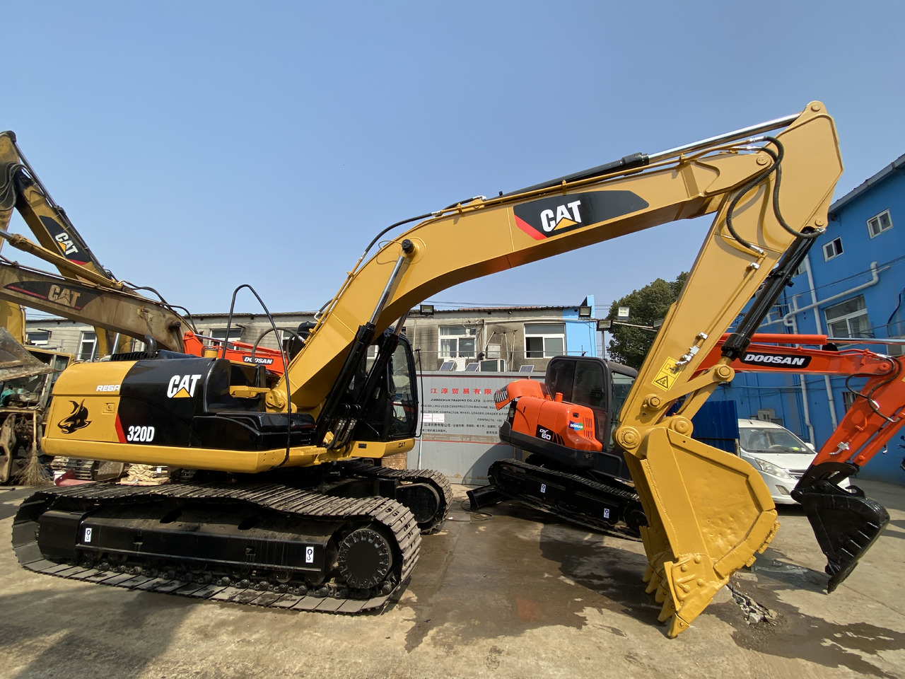 CATERPILLAR 320D - Верижен багер: снимка 3 CATERPILLAR 320D - Верижен багер: снимка 3