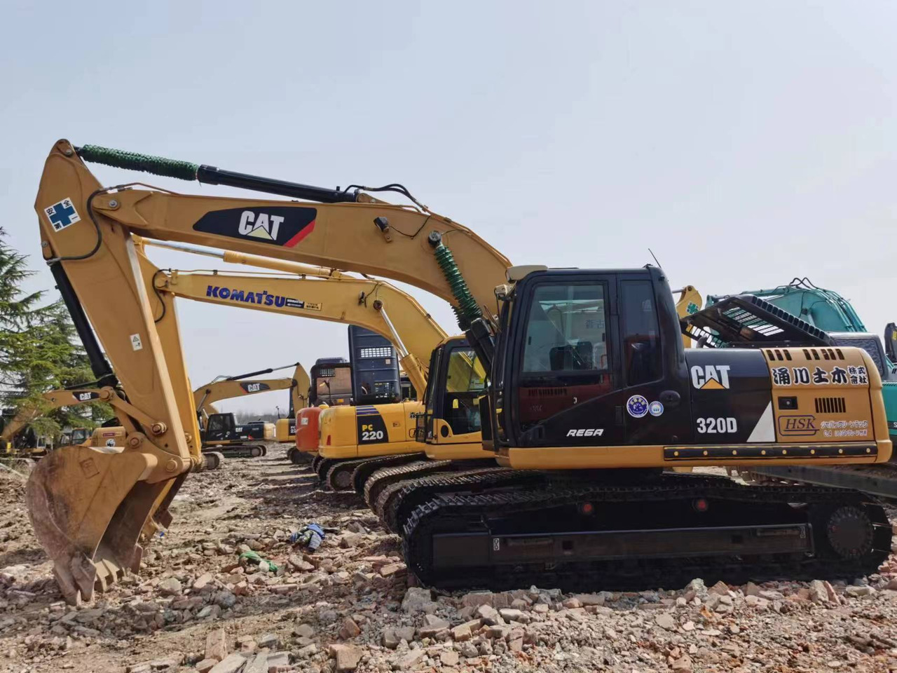 CATERPILLAR 320D - Верижен багер: снимка 1 CATERPILLAR 320D - Верижен багер: снимка 1