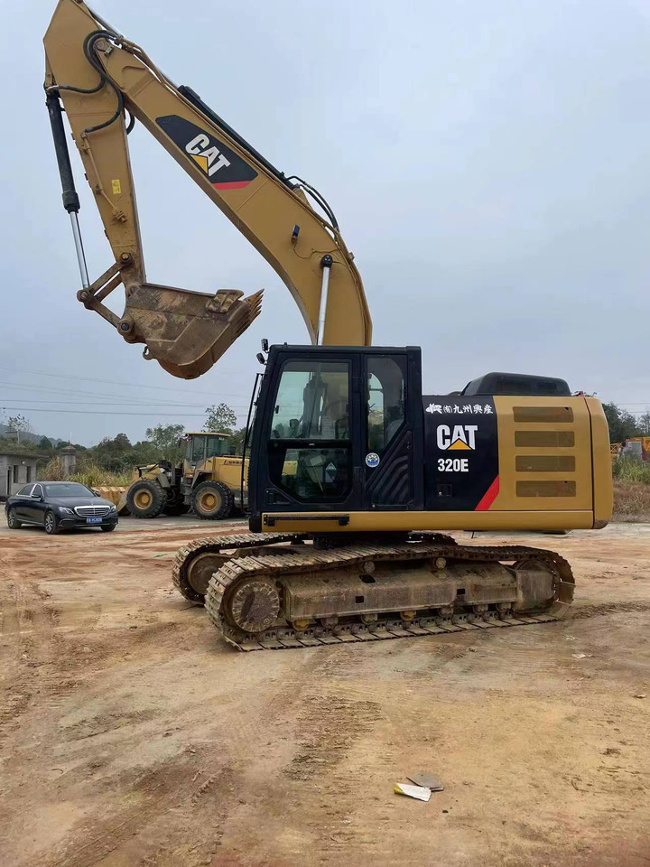 CATERPILLAR 320E - Верижен багер: снимка 1 CATERPILLAR 320E - Верижен багер: снимка 1