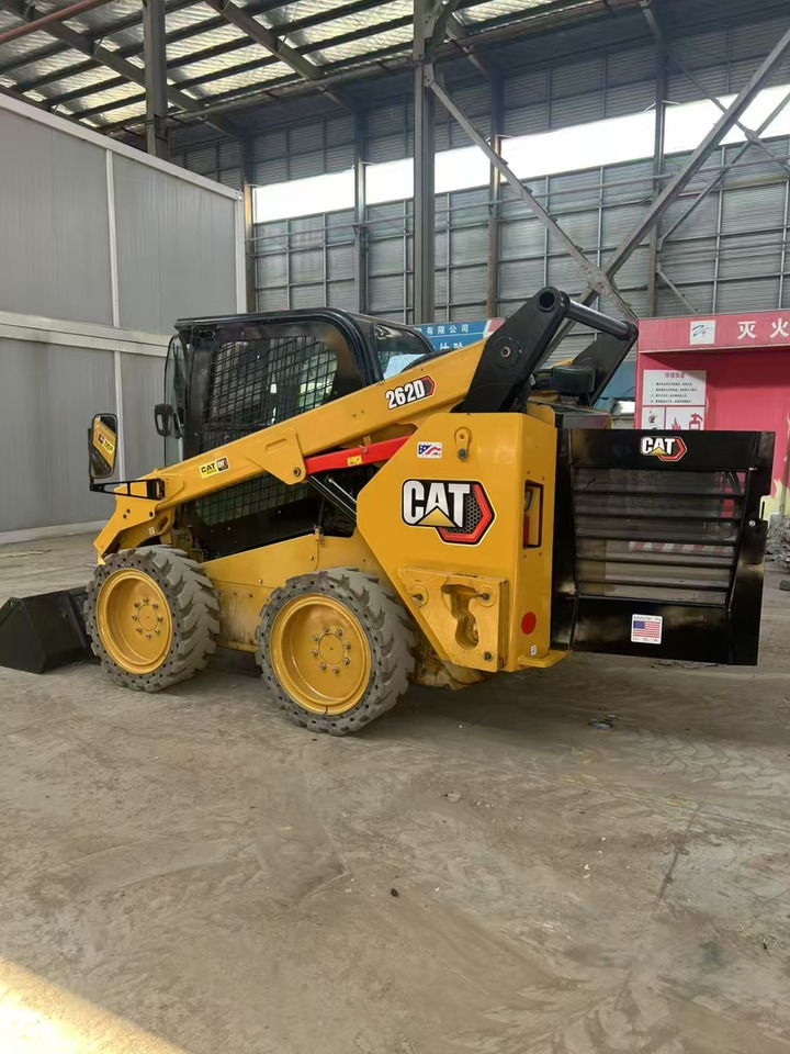 CATERPILLAR CAT260D Skid Steer Loader - Мини челен товарач: снимка 1 CATERPILLAR CAT260D Skid Steer Loader - Мини челен товарач: снимка 1