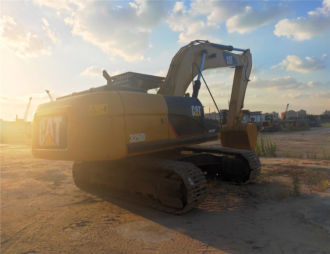 CATERPILLAR Crawler Excavator 325D Good Condition - Верижен багер: снимка 5 CATERPILLAR Crawler Excavator 325D Good Condition - Верижен багер: снимка 5
