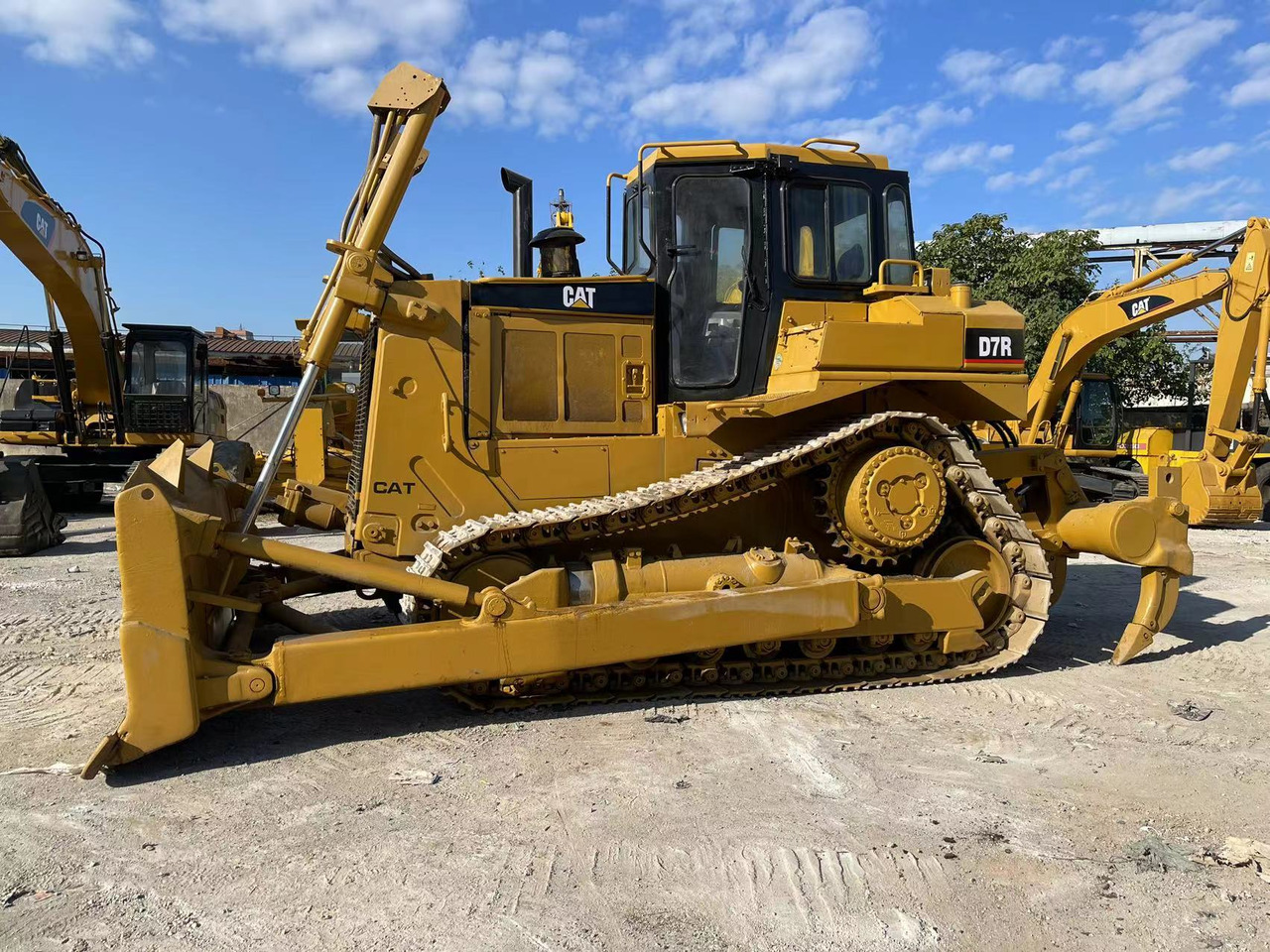 CATERPILLAR D7R - Булдозер: снимка 5 CATERPILLAR D7R - Булдозер: снимка 5