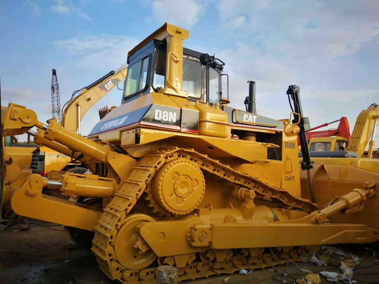 CATERPILLAR D8N - Колесен товарач: снимка 1 CATERPILLAR D8N - Колесен товарач: снимка 1