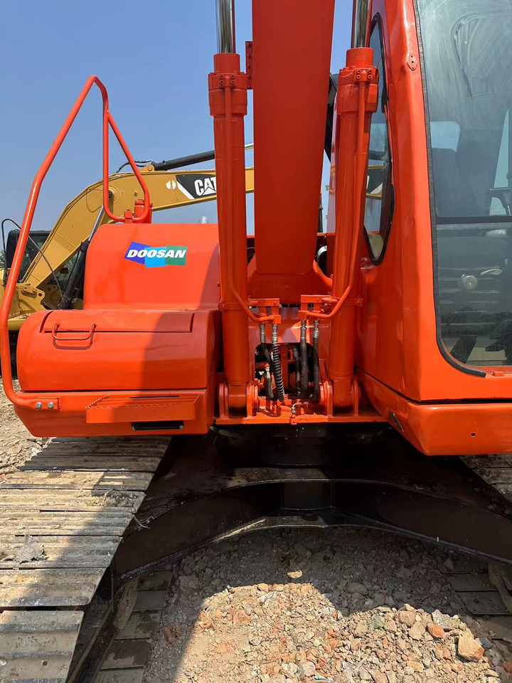DOOSAN DH150LC-7 Extended arm crawler excavator - Верижен багер: снимка 4 DOOSAN DH150LC-7 Extended arm crawler excavator - Верижен багер: снимка 4