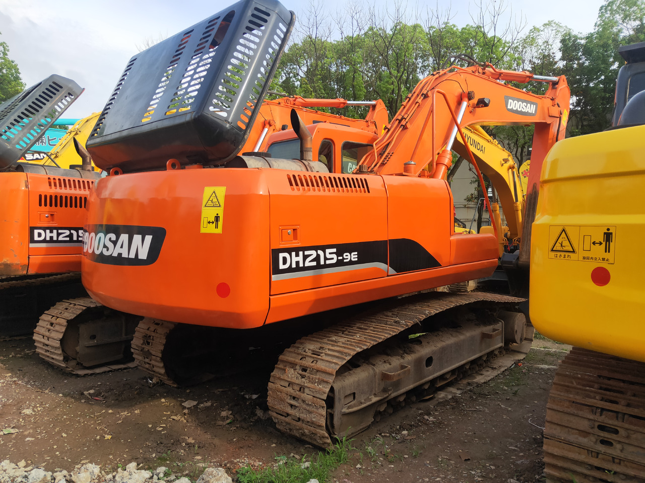 DOOSAN DH215LC-9 - Верижен багер: снимка 3 DOOSAN DH215LC-9 - Верижен багер: снимка 3