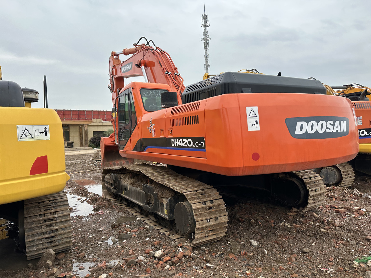DOOSAN DH420-7 Crawler excavator 40T - Верижен багер: снимка 5 DOOSAN DH420-7 Crawler excavator 40T - Верижен багер: снимка 5