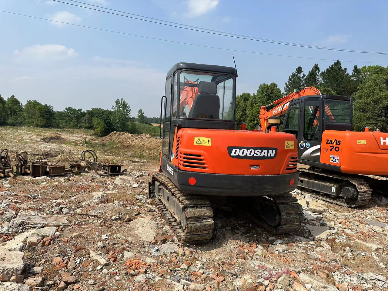 DOOSAN DH55 Mini Excavator 5.5T - Мини багер: снимка 3 DOOSAN DH55 Mini Excavator 5.5T - Мини багер: снимка 3