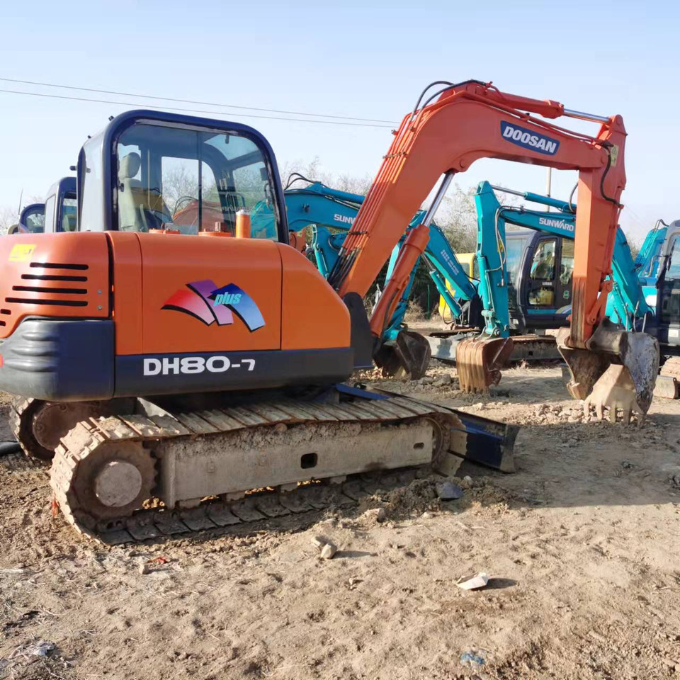 DOOSAN DH80-7 - Верижен багер: снимка 1 DOOSAN DH80-7 - Верижен багер: снимка 1