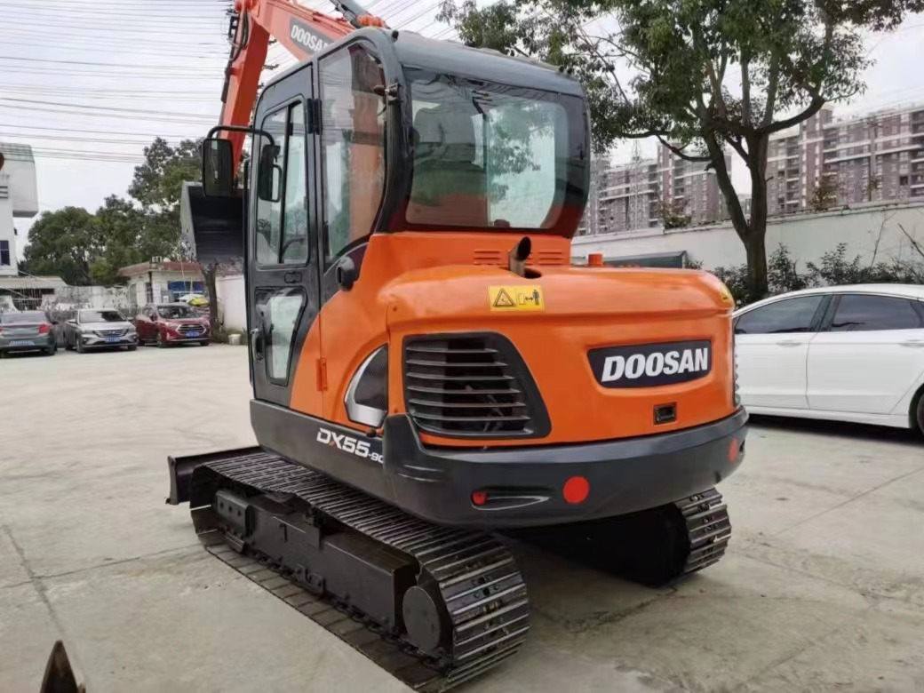 DOOSAN DX 55 Mini excavator - Мини багер: снимка 1 DOOSAN DX 55 Mini excavator - Мини багер: снимка 1