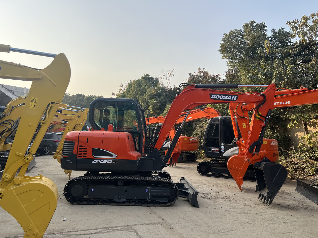 DOOSAN DX 60 Mini excavator - Мини багер: снимка 3 DOOSAN DX 60 Mini excavator - Мини багер: снимка 3