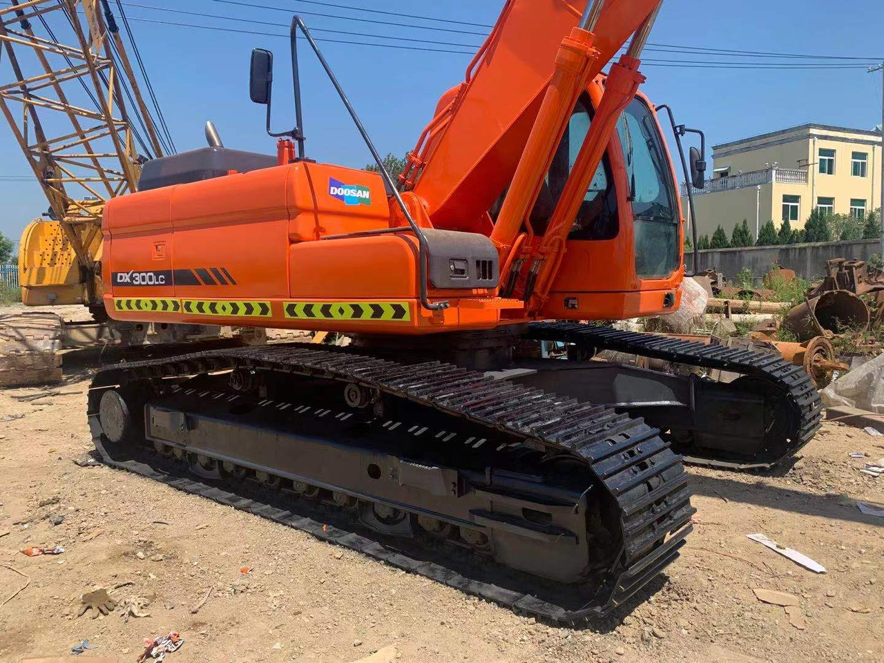 DOOSAN DX300LC - Верижен багер: снимка 2 DOOSAN DX300LC - Верижен багер: снимка 2
