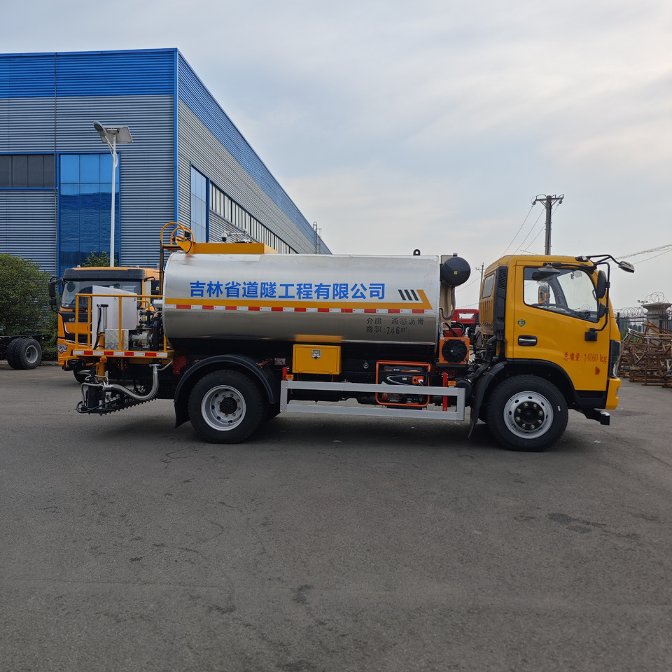 Dongfeng KLF - Гудронатор: снимка 2 Dongfeng KLF - Гудронатор: снимка 2