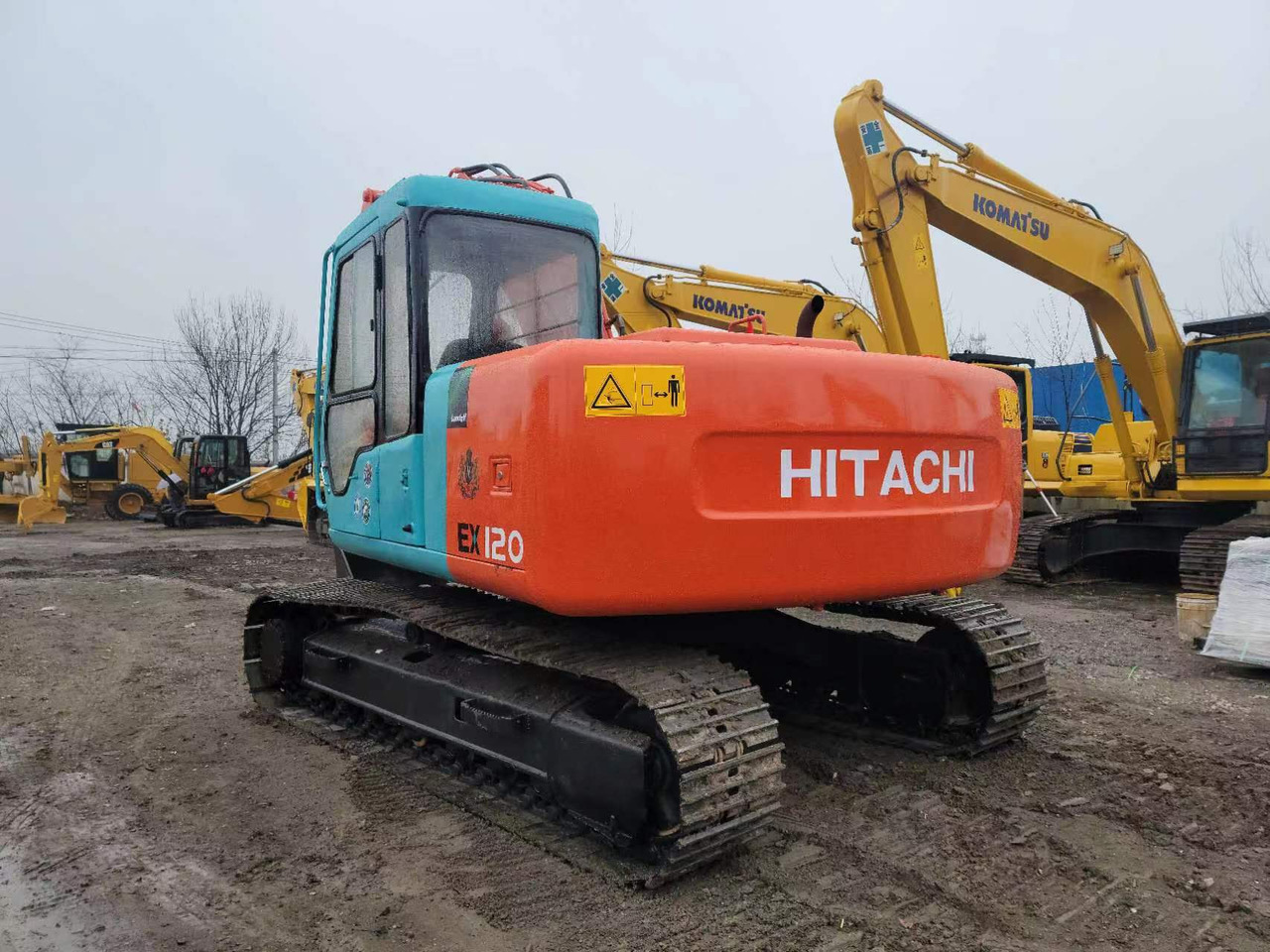 HITACHI EX120-3 - Верижен багер: снимка 5 HITACHI EX120-3 - Верижен багер: снимка 5