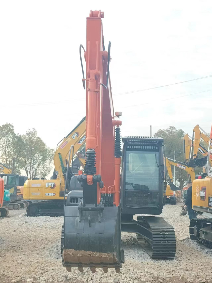 HITACHI ZX120 Excavator - Верижен багер: снимка 4 HITACHI ZX120 Excavator - Верижен багер: снимка 4