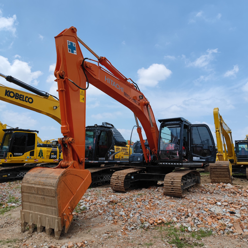 HITACHI ZX200 - Верижен багер: снимка 3 HITACHI ZX200 - Верижен багер: снимка 3