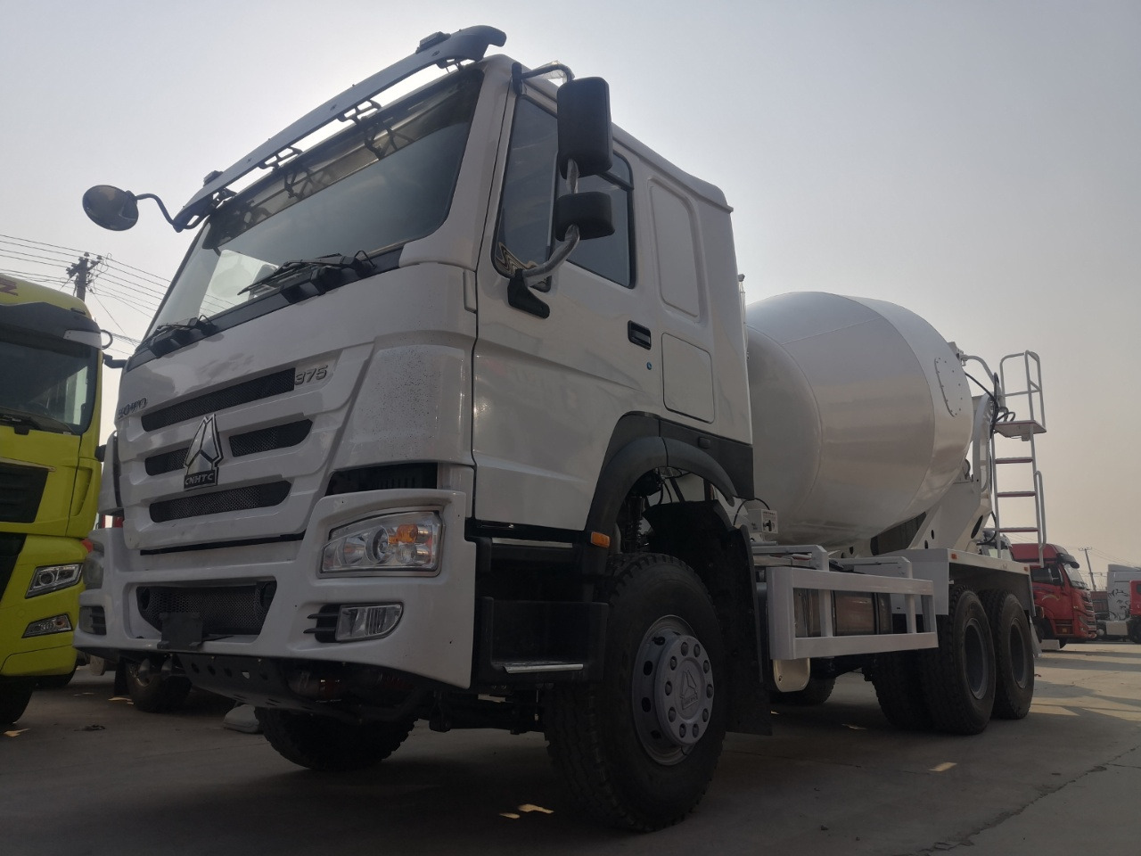 HOWO 10Cube Cement Mixer Truck 6*4 Click Here for Discount - Бетоновоз: снимка 2 HOWO 10Cube Cement Mixer Truck 6*4 Click Here for Discount - Бетоновоз: снимка 2