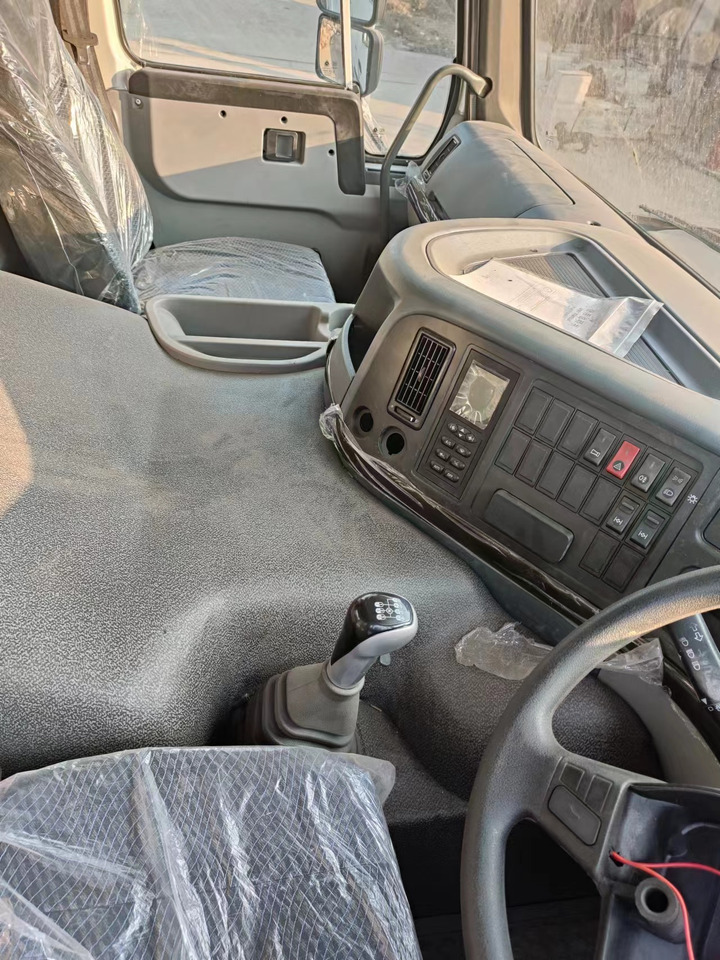 HOWO 375Dump Truck Right-Hand Drive - Самосвал камион: снимка 3 HOWO 375Dump Truck Right-Hand Drive - Самосвал камион: снимка 3