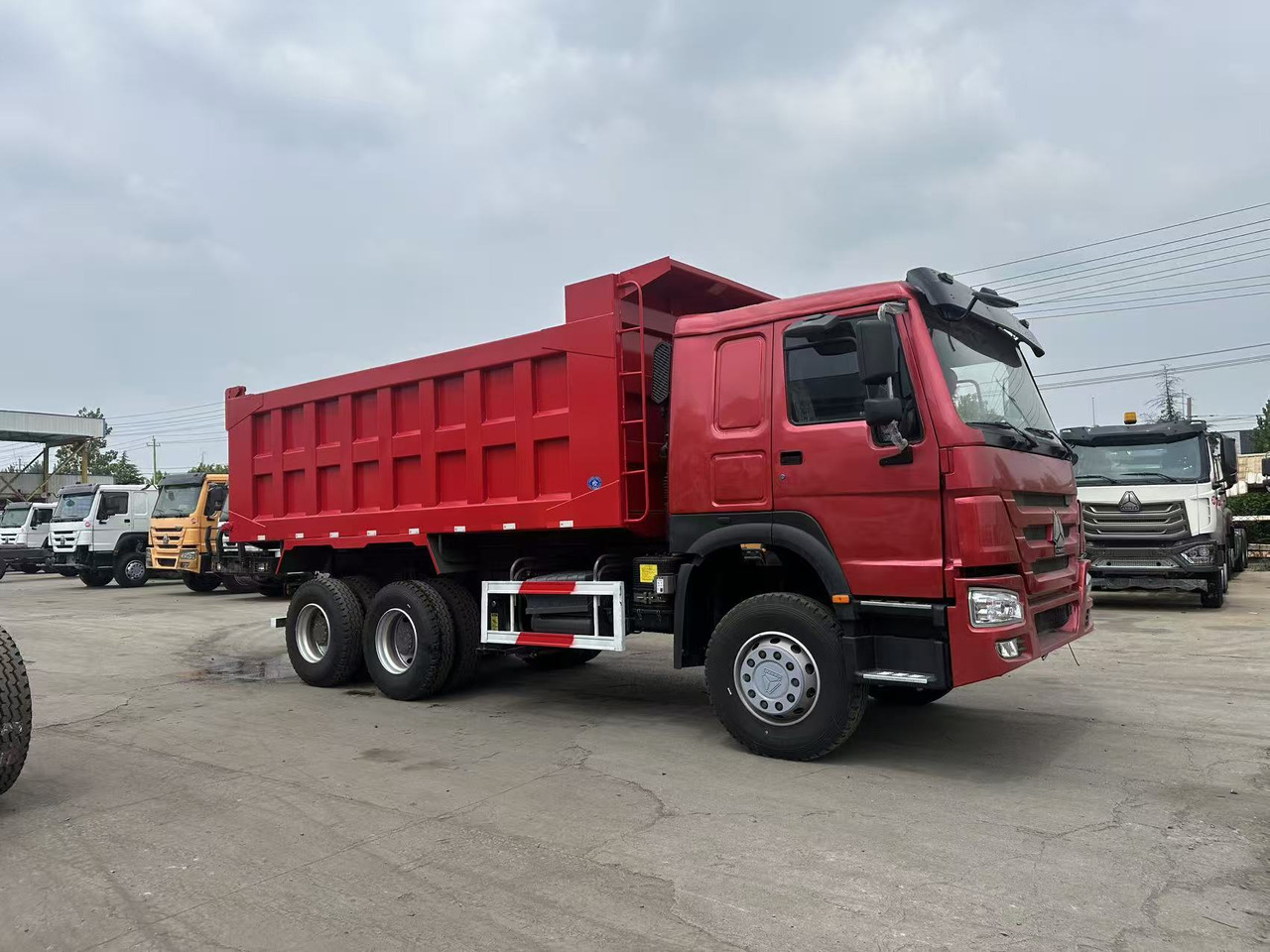 HOWO Dump Truck 6x4 Click Here for Discount - Самосвал камион: снимка 5 HOWO Dump Truck 6x4 Click Here for Discount - Самосвал камион: снимка 5