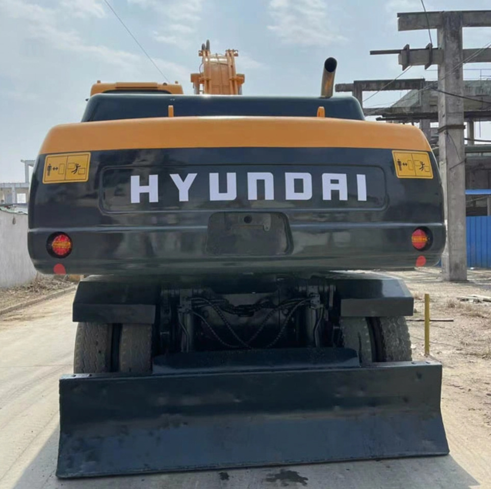 HYUNDAI R210W-9 - Колесен товарач: снимка 5 HYUNDAI R210W-9 - Колесен товарач: снимка 5