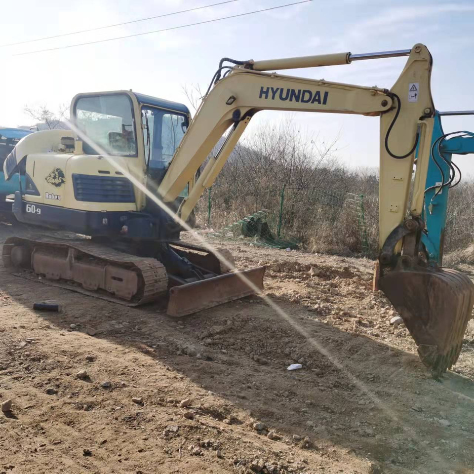 HYUNDAI R60-9 - Верижен багер: снимка 3 HYUNDAI R60-9 - Верижен багер: снимка 3