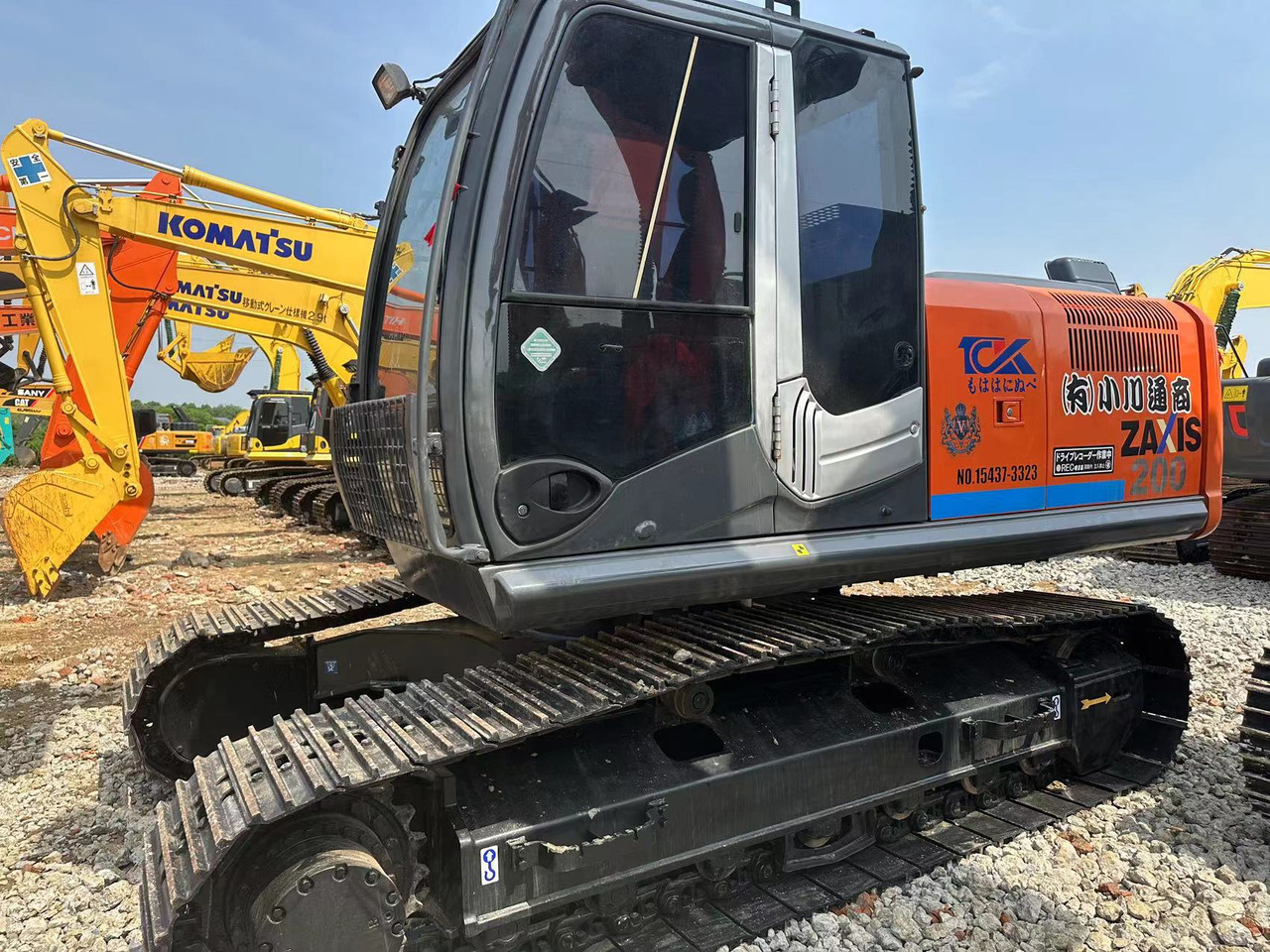 Hitachi ZX200 Excavator Click for Discount - Верижен багер: снимка 3 Hitachi ZX200 Excavator Click for Discount - Верижен багер: снимка 3