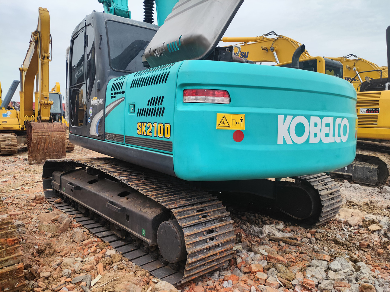 KOBELCO SK210D - Верижен багер: снимка 2 KOBELCO SK210D - Верижен багер: снимка 2