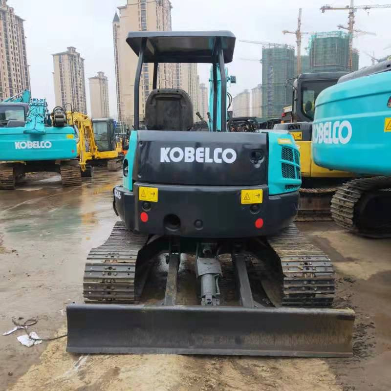 KOBELCO SK45 - Мини багер: снимка 4 KOBELCO SK45 - Мини багер: снимка 4