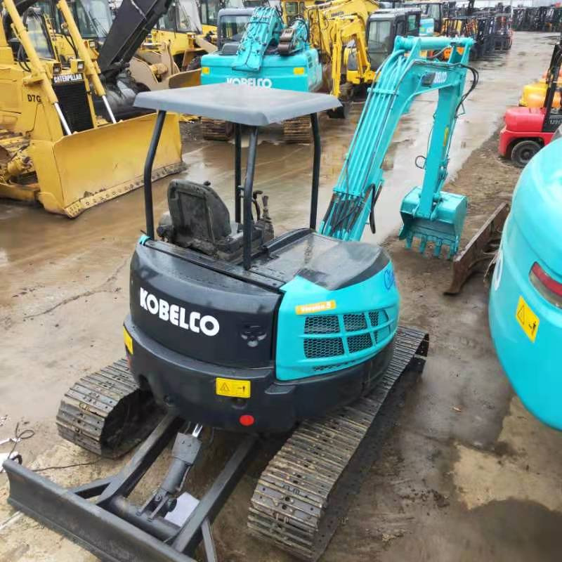 KOBELCO SK45 - Мини багер: снимка 3 KOBELCO SK45 - Мини багер: снимка 3